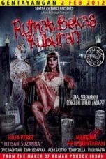 Nonton Rumah Bekas Kuburan (2012) Subtitle Indonesia