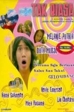 Nonton Tak Biasa (2004) Subtitle Indonesia